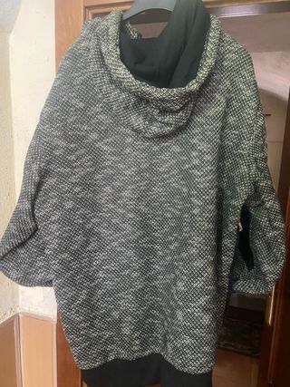 Sudadera con capucha y cremallera