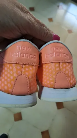 Zapatillas New Balance Naranja y Rosa