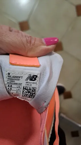 Zapatillas New Balance Naranja y Rosa