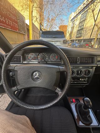 Mercedes-Benz 190E 2.3 1989