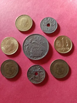Lote de 8 Monedas Españolas - (E12)