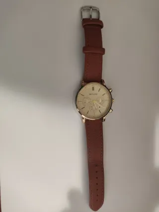 Reloj Skyline Dorado y Marrón