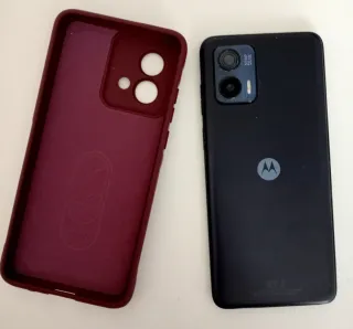 Motorola G73 5G Nero con custodia protettiva