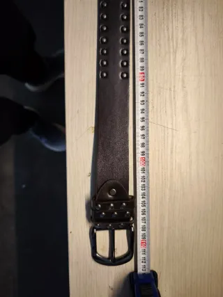 Cintura marrone borchie