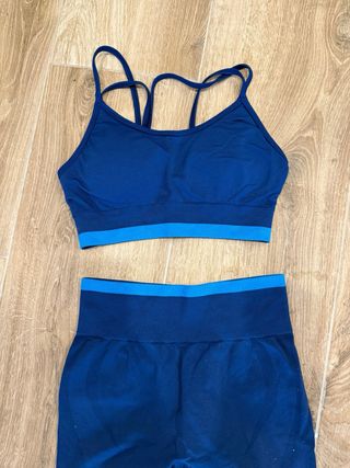 Conjunto deportivo top + leggins azules Shein