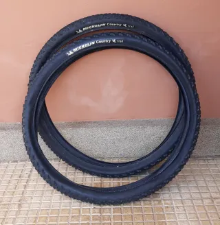 Ruedas Michelin Country Trail 26