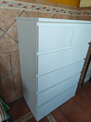 Cajonera blanca sin estrenar