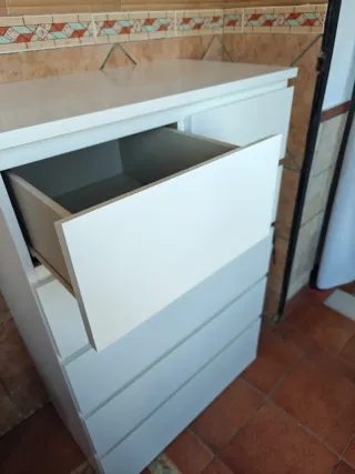 Cajonera blanca sin estrenar