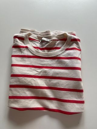 Camiseta Zara rayas beige y roja