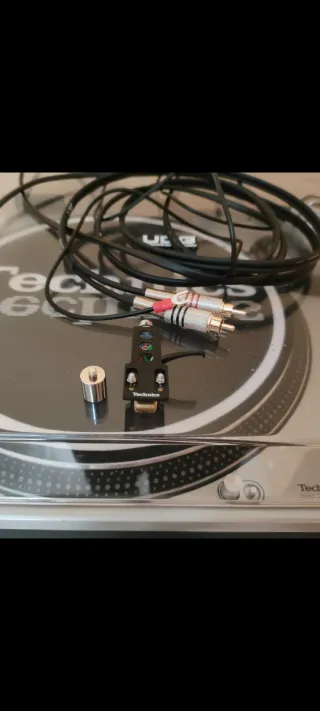 Technics SL 1200 MK2 (sin cápsula)