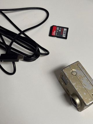 GoPro Hero 2 (2007) Fotocamera d'Azione