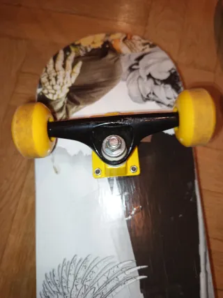 Lote Skate KRF Metropolis y Spark On Street 32x8