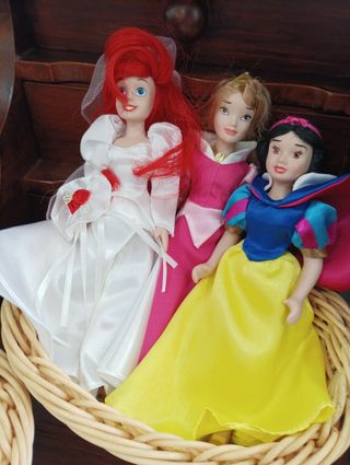 Lote 5 Muñecas Porcelana Disney Colección