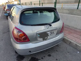 Nissan Almera 2004
