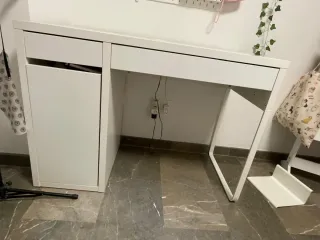 Scrivania MICKE Ikea Bianca