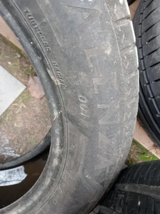 Neumático Bridgestone