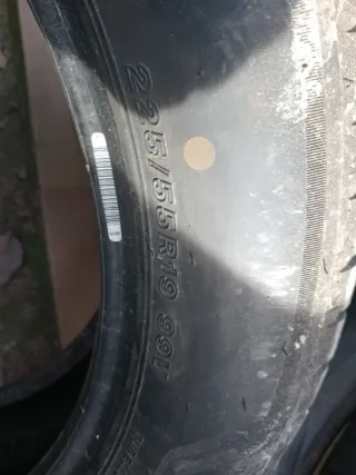 Neumático Bridgestone