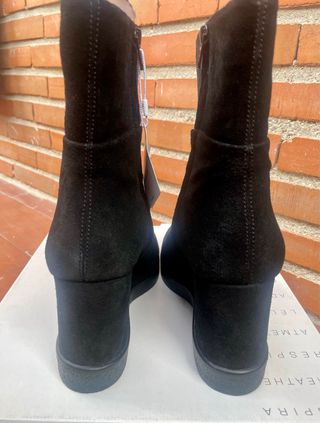 Botines Geox Ante Cuña Negro Talla 41
