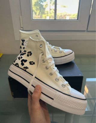 Converse leopardo beige talla 41
