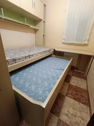 Dormitorio juvenil completo. Con colchones de 1'80