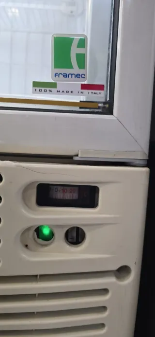 Nevera expositora doble