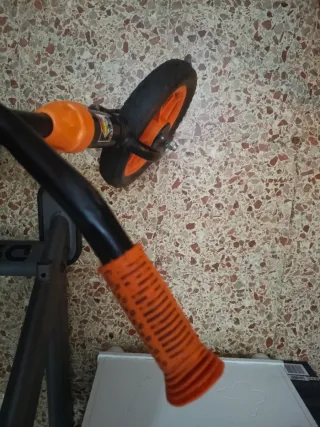 Bicicleta de aprendizaje para niños de 2 a 4 años.