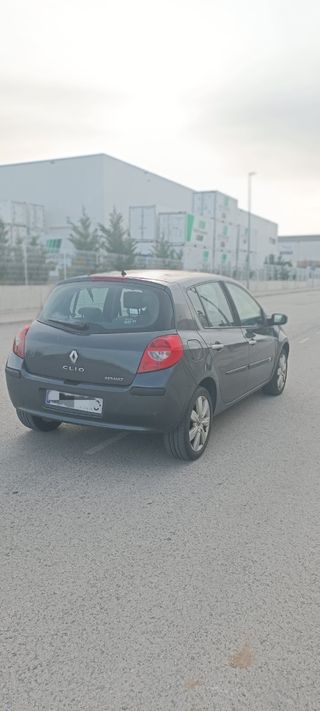 Renault Clio 2006