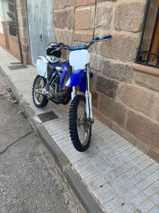 Yamaha YZF 450 Motocross Azul/Blanco