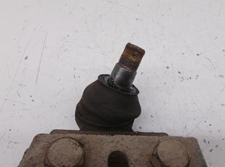 Brazo suspensión superior kia 218511 sorento 2.5