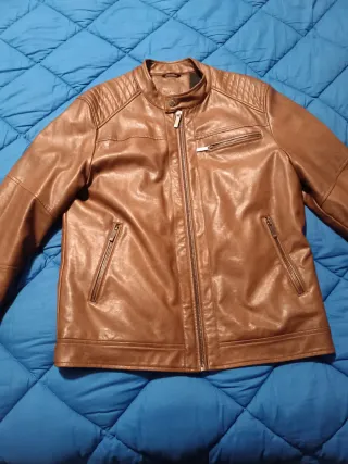 Cazadora polipiel marrón