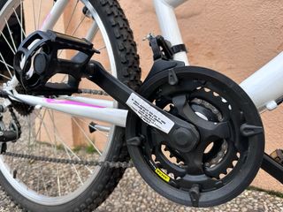 Bicicleta niña montaña rosa y blanca
