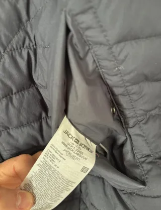 Cazadora de plumas azul de hombre