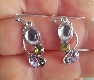 Pendientes piedra luna, amatista, peridoto.