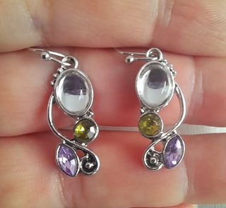 Pendientes piedra luna, amatista, peridoto.