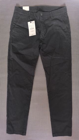 Pantalón chino Zara negro