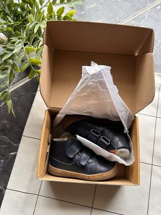 Botas Oranginekinder forradas novas 22