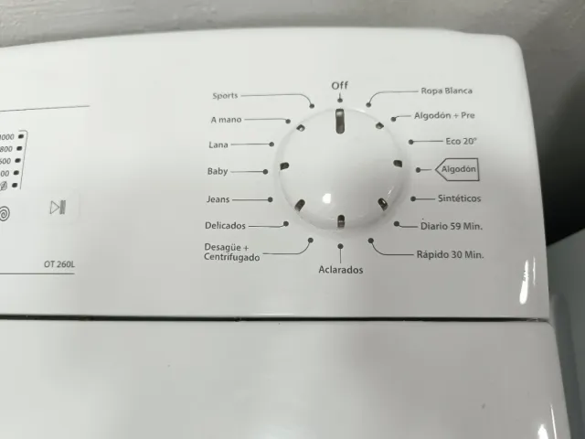 Lavadora Carga superior Otsein 6kg 1000rpm A++