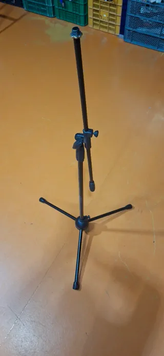 Soporte Micrófono Negro Hierro