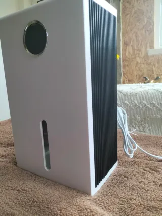 Desumidificador de ar com luzes LED