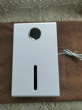 Desumidificador de ar com luzes LED