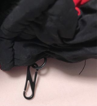 Guantes de Nieve Negros y Rojos