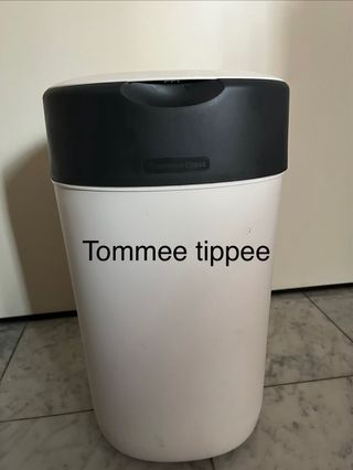 Tommee Tippee mangia pannolini