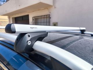 Portaequipajes Amazon Basics para rieles