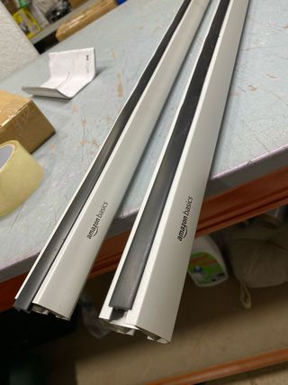 Portaequipajes Amazon Basics para rieles