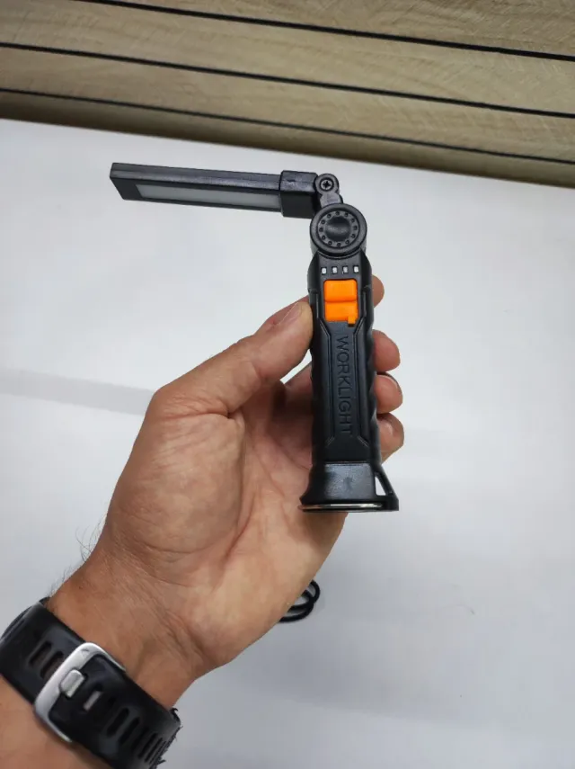 Linterna Plegable con imán