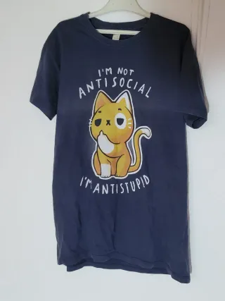 Camiseta azul con gato antisocial