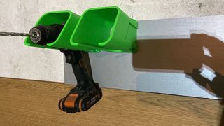 Soporte pared para taladro