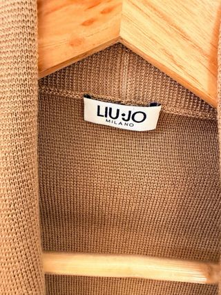 Chaqueta Liu Jo hombreras marrón