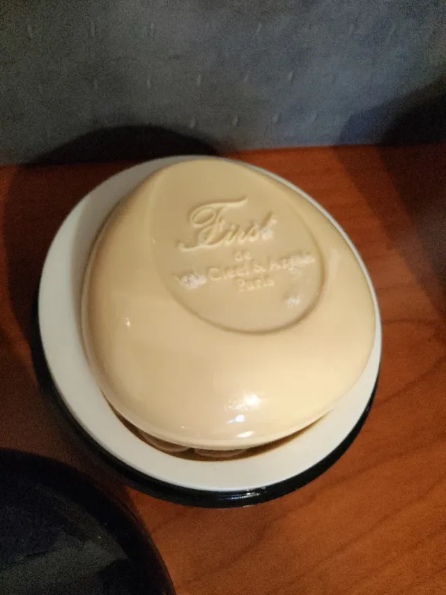 Van Cleef & Arpels First Eau de Toilette e Sapone