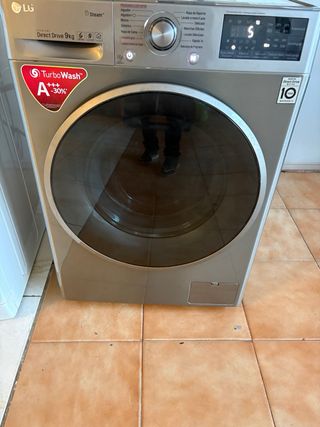 Lavadora LG Direct Drive 9kg TurboWash